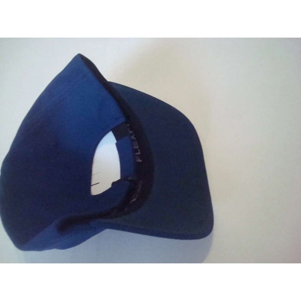 MONTREAL GOLF SNAPBACK  BEACH 00S Y2K  HAT CAP VINTAGE  S2